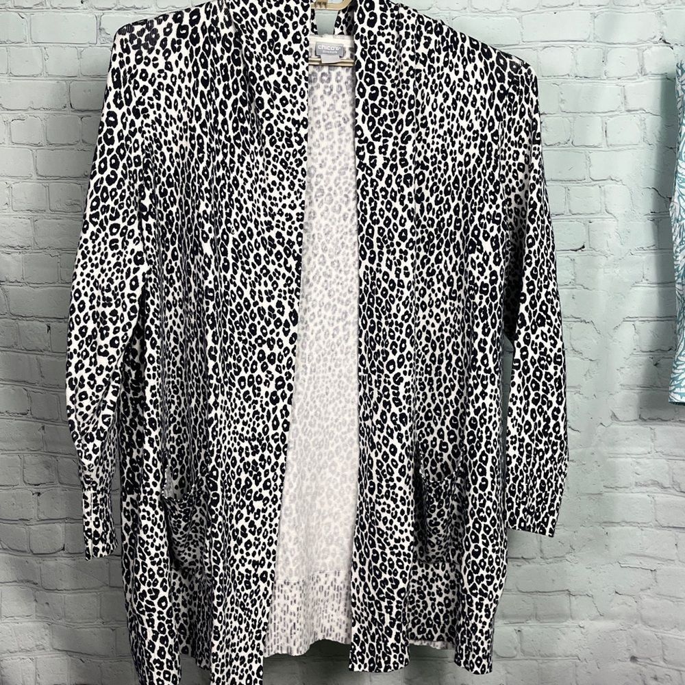 Chicos Knit Cardigan Women Size 3 / XL Black White Hooded Leopard Print Zenergy